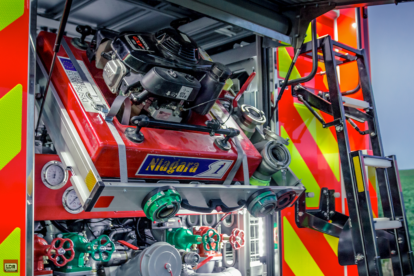 Kippschublade | LDR - Rolltechnik GmbH & Co. KG